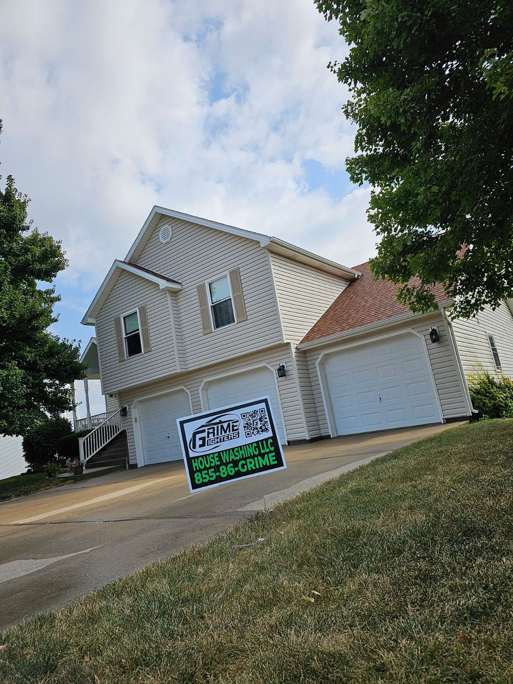 House Washing in St. Joseph, MO – Revive Your Home's Look